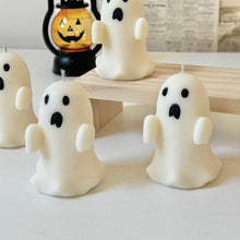 Load image into Gallery viewer, Screaming Ghosty