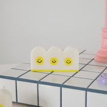 Load image into Gallery viewer, 3 smileys