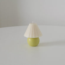Load image into Gallery viewer, pastel olive green lamp shaped candles
